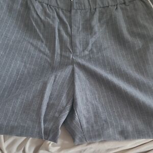 J. Crew Women Gray Pinstriped Flat-Front Dress Pants